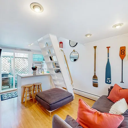 Cozy Cape Condo